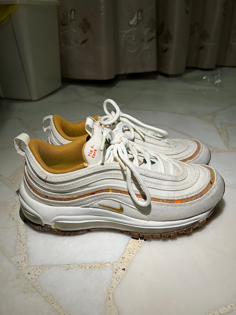 Nike air 38.5 2025