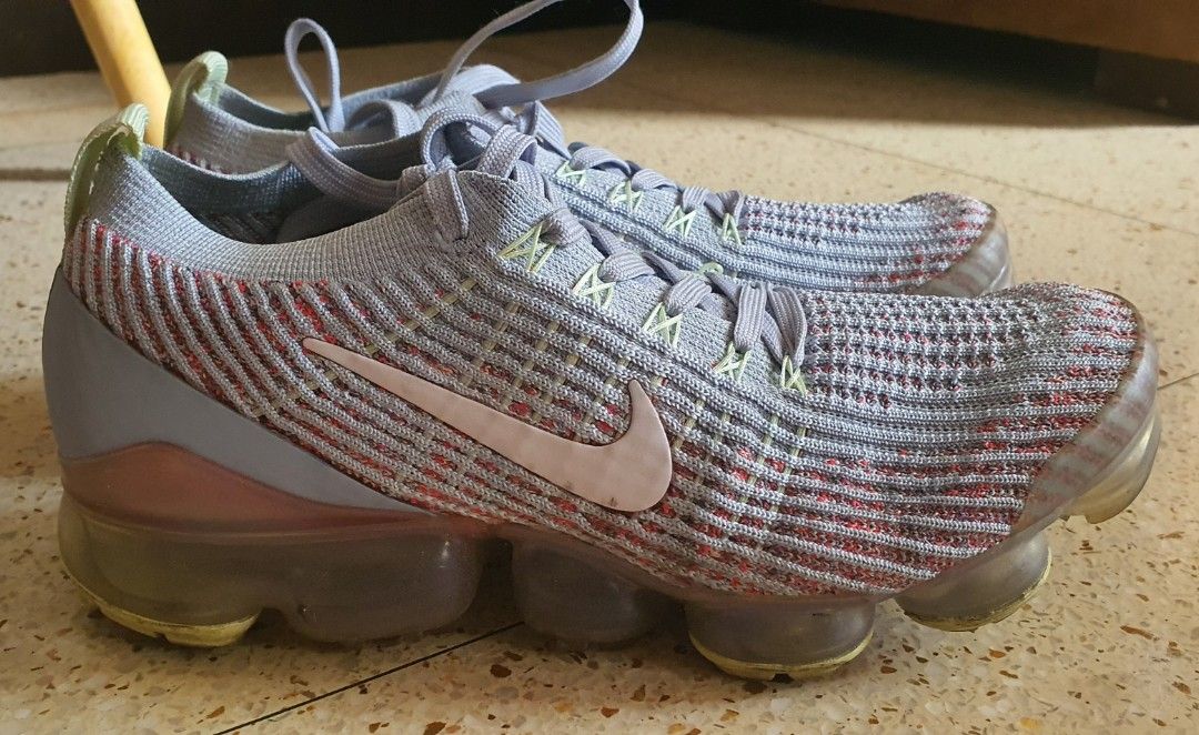 Athletic shop womens vapormax