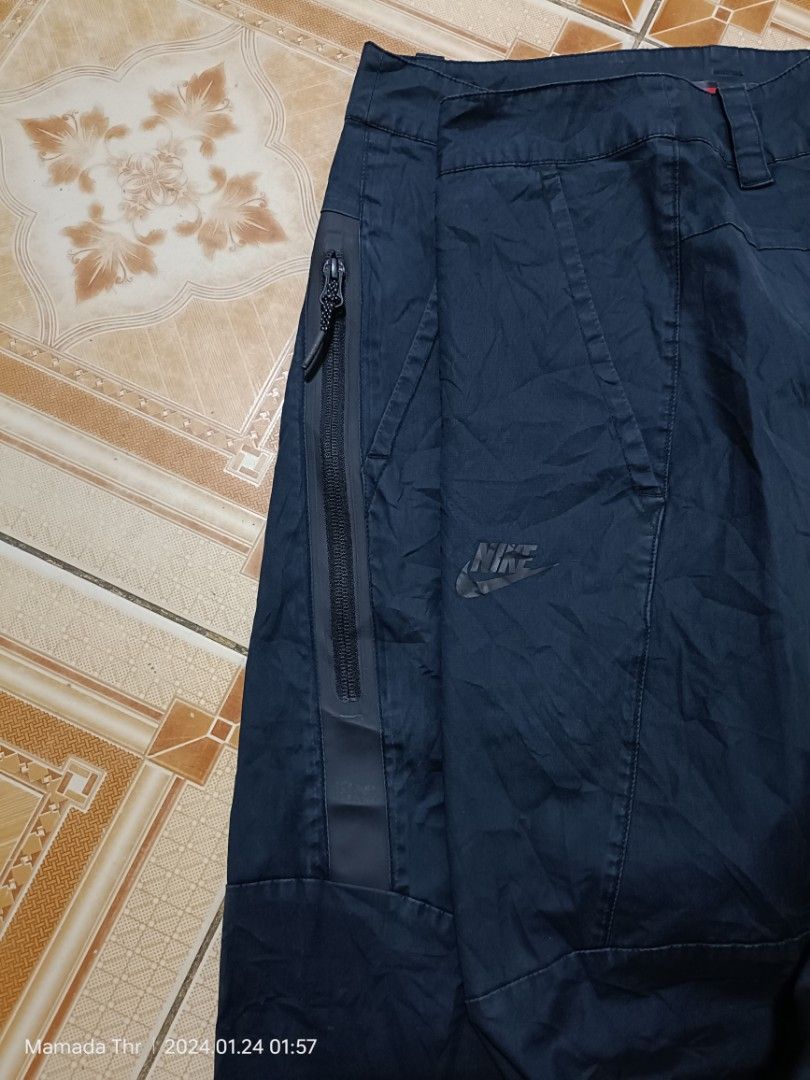 Nike tech woven bonded pants store