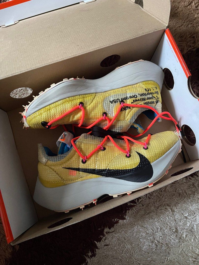 off white vapor street box