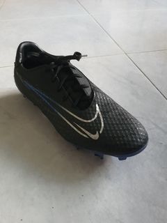 Mens black discount football boots sale