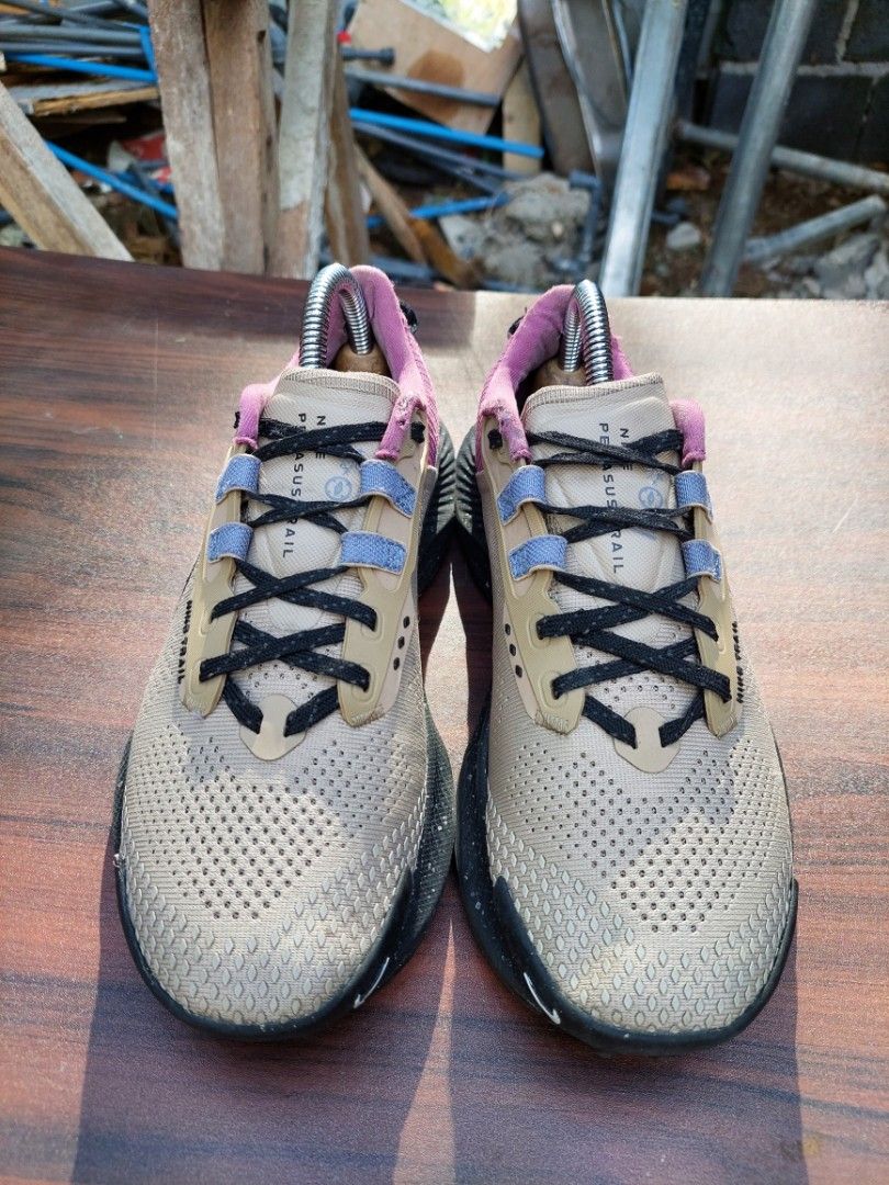 Nike pegasus size hot sale 7
