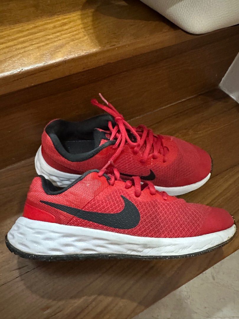 Nike US4Y Red women or kids