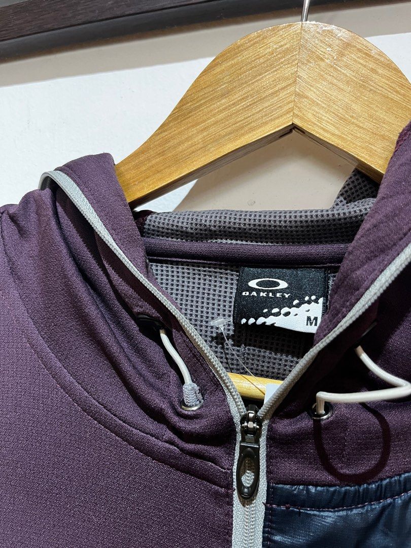 Oakley zip best sale up hoodie