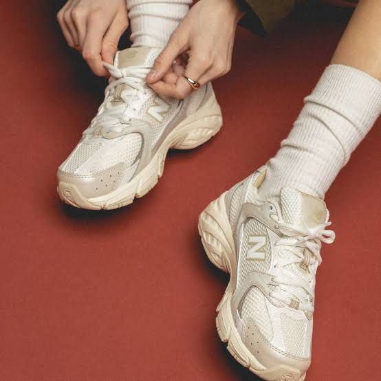 New balance 927 beige hotsell