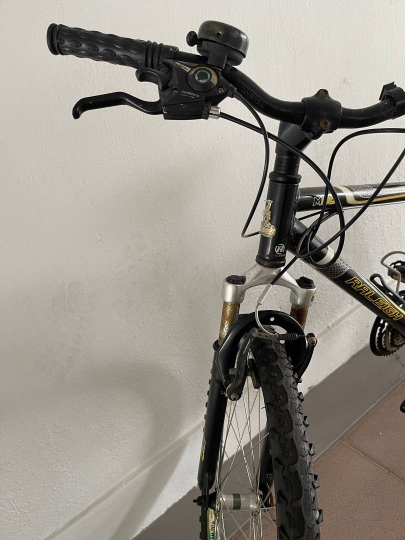 Raleigh m20 mountain trail bike 2025