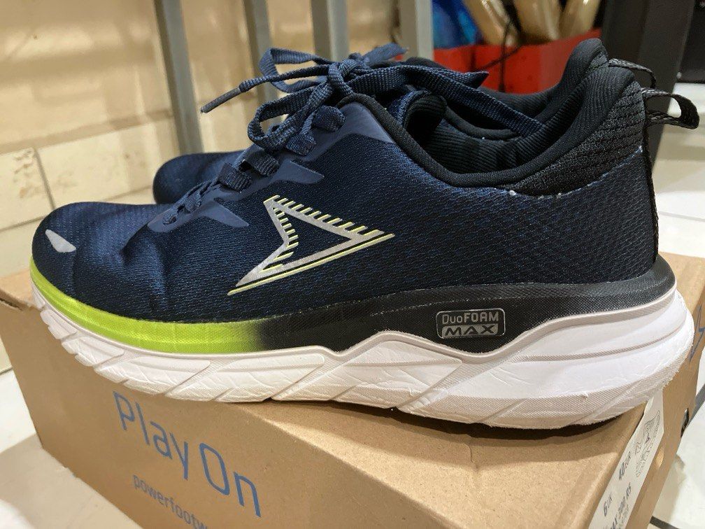 Running shoes 300 rs sales