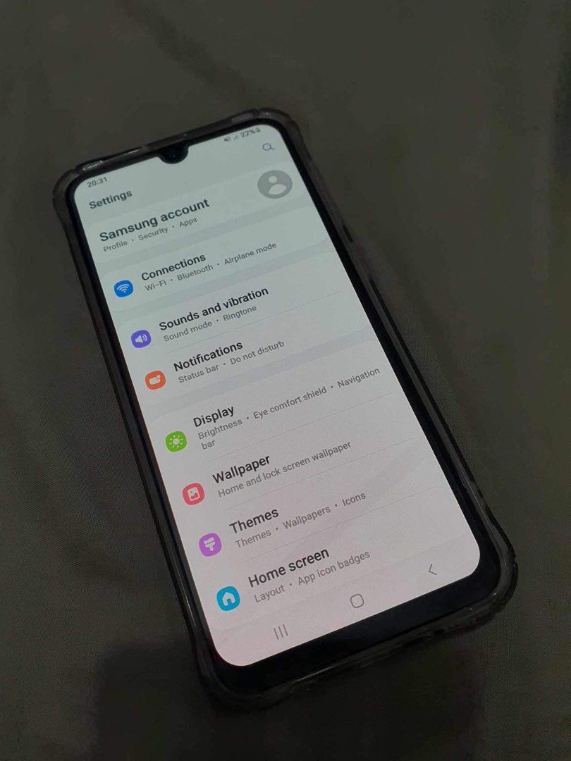 Samsung A30 (Category: Samsung) located in Quezon City. Submitted by porkyb (Listing ID 1281618107, Image 3). Description: Unit with box only No issues .