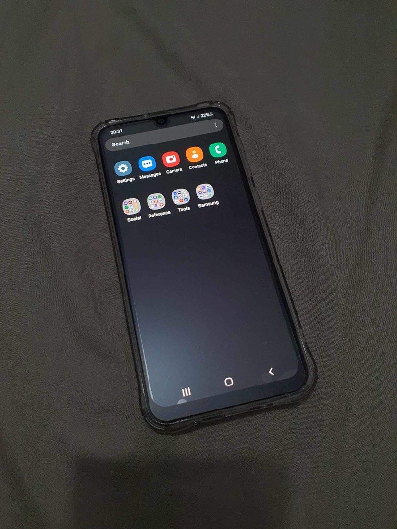 Samsung A30 (Category: Samsung) located in Quezon City. Submitted by porkyb (Listing ID 1281618107, Image 2). Description: Unit with box only No issues .