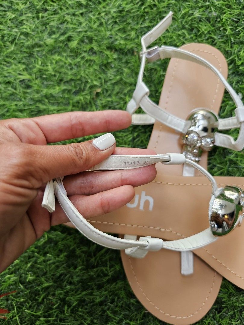 SCHUH White Skull T strap Flat Sandals Women s Fashion Footwear Flats Sandals on Carousell