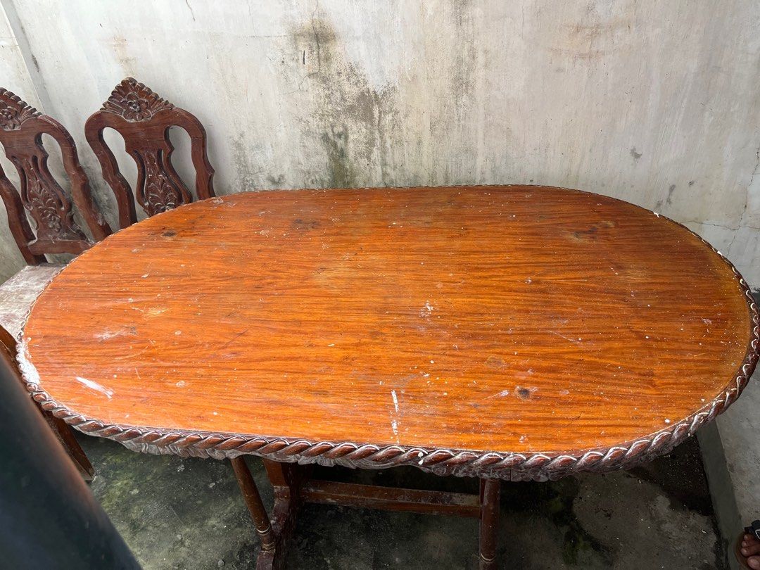 Second hand outlet narra dining table