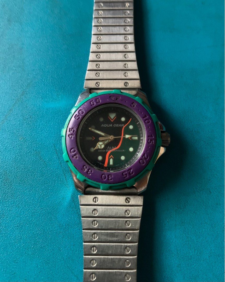 Seiko Vintage Alba Aqua Gear (Category: Women's Watches) located in Naga. Submitted by xkenzero7x (Listing ID 1281460862, Image 2). Description: 4k ( Freeship) pwedi COD /Cash on Delivery pag Malayo via LBC Rare Vintage Seiko Alba Aqua Gear -JDM/Made in Japan -‎V701-6360 Quartz movement -200m Water Resistant -ST. Steel -Medium size (unisex) -Mint condition -Up to 9" Wrist size, adjustable.