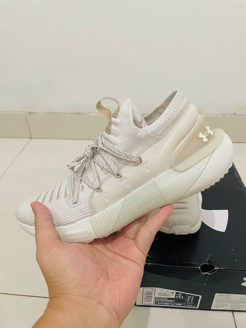 Ukuran sepatu under store armour