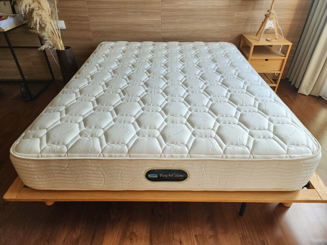 Simmons shop backcare 4