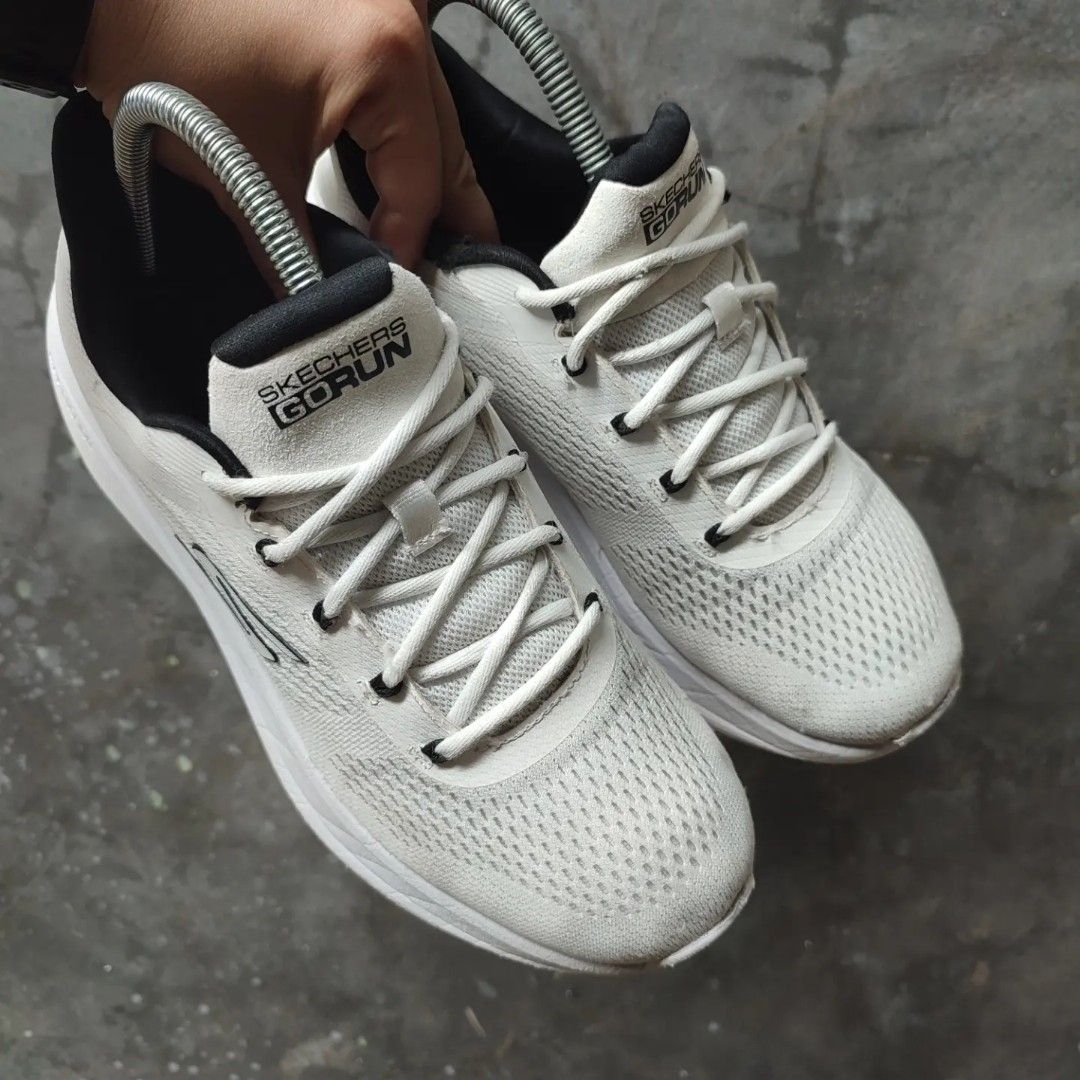 SKECHERS GO WALK Women s Fashion Footwear Sneakers on Carousell