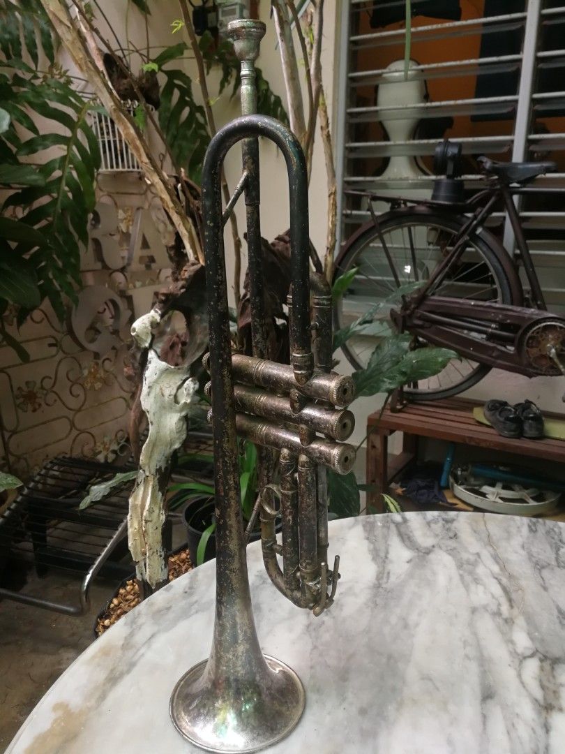 Emo Instrument Super Rare ERNST MODL EMO Harmony Trumpet, Hobbies & Toys, Music ...