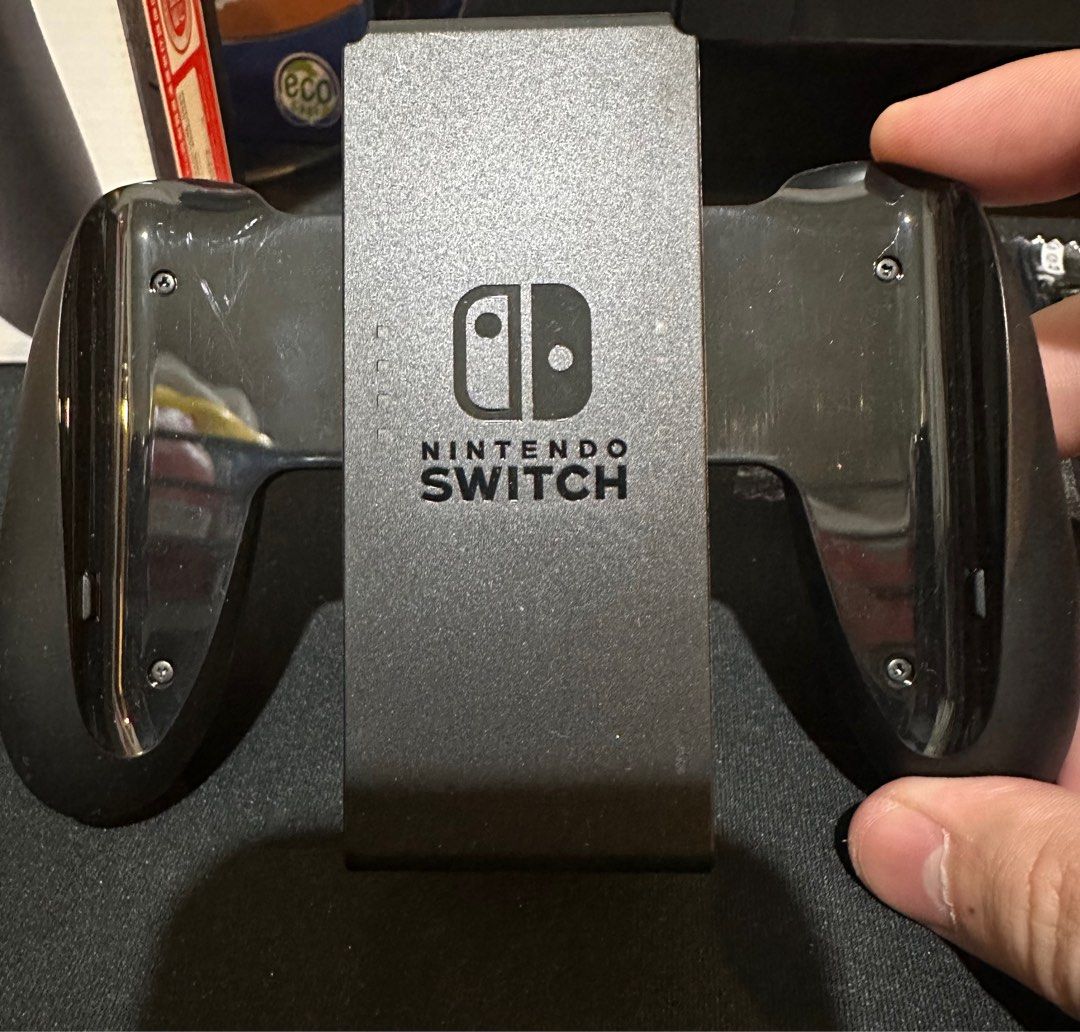 switch joycon握把, 電子遊戲, 遊戲機配件, 遊戲週邊商品- Carousell