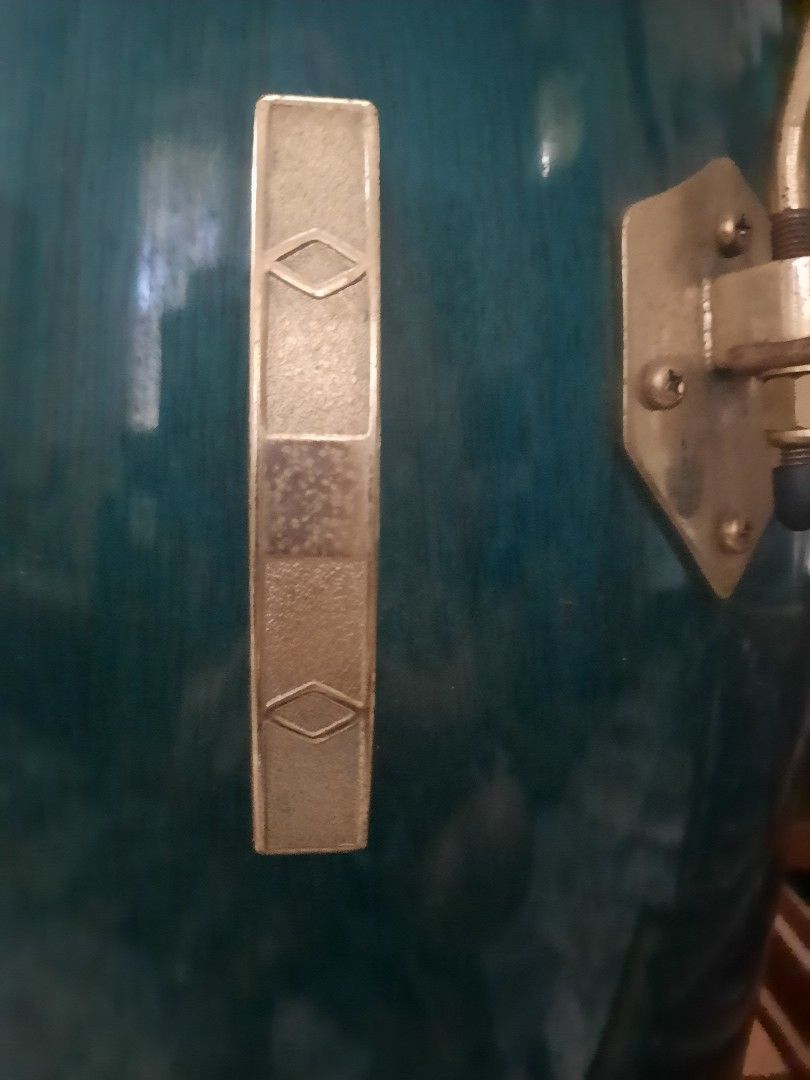 Toca Limited edition congas emerald green, Musik & Media, Alat di Carousell