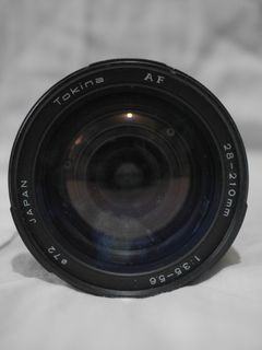 Tokina 28-210mm Zoom Lens for Sony/Minolta A mount