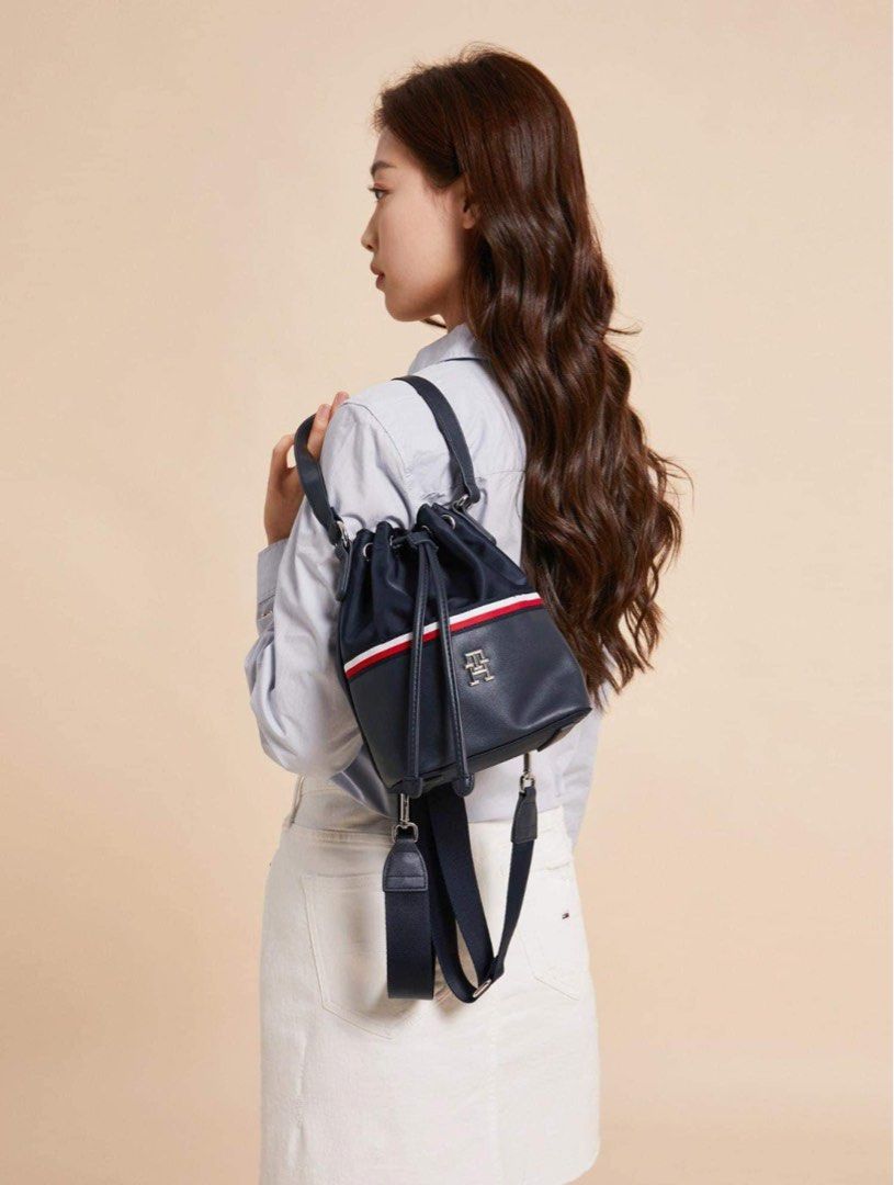 Tommy hilfiger bucket bag on sale