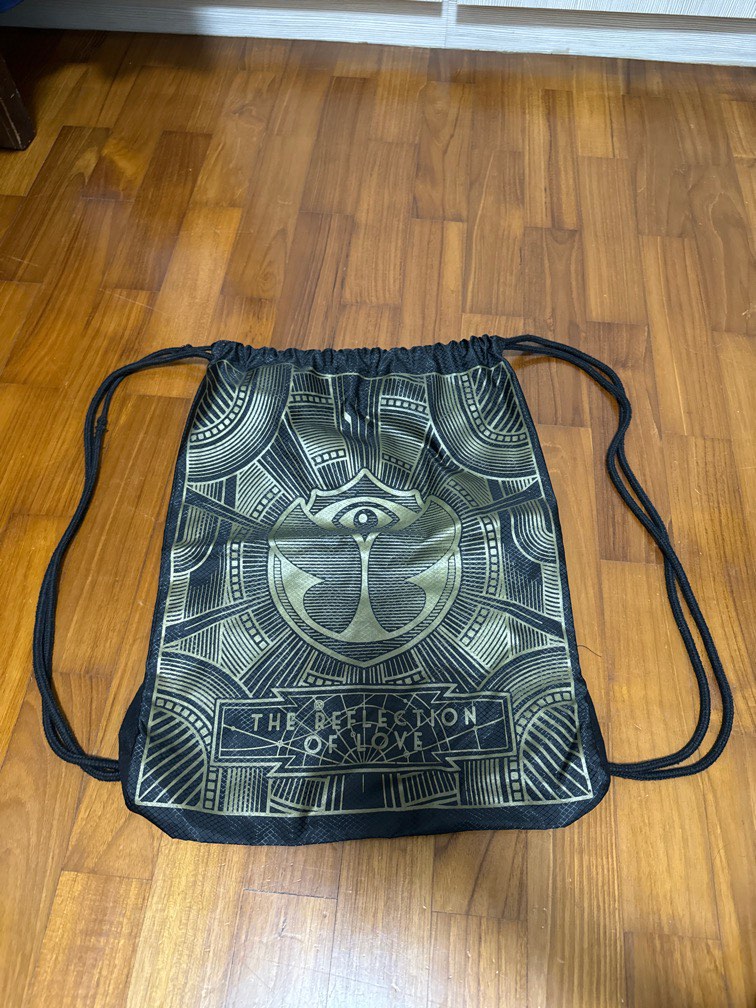 Tomorrowland bag clearance