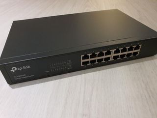 TP LINK 16 PORT NETWORK SWITCH