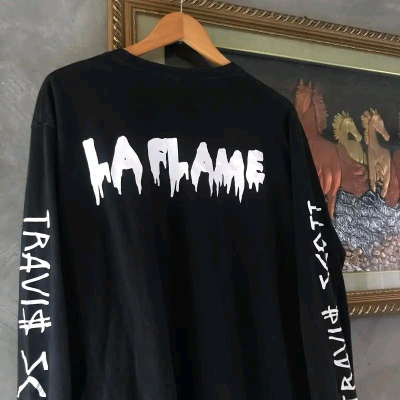TRAVIS SCOTT LONGSLEEVE 28x22 large Men s Fashion Coats Jackets