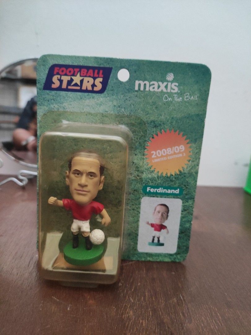 Vintage new in box football star figure deco ferdinand