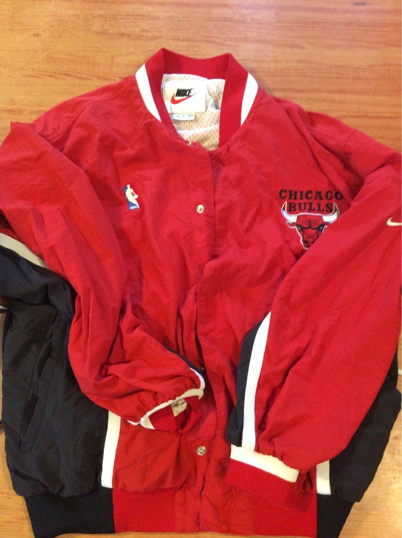 Vintage Nike Chicago Bulls Warm up Jacket Men s Fashion Activewear on Carousell
