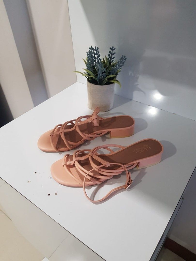 Wittner sandals deals