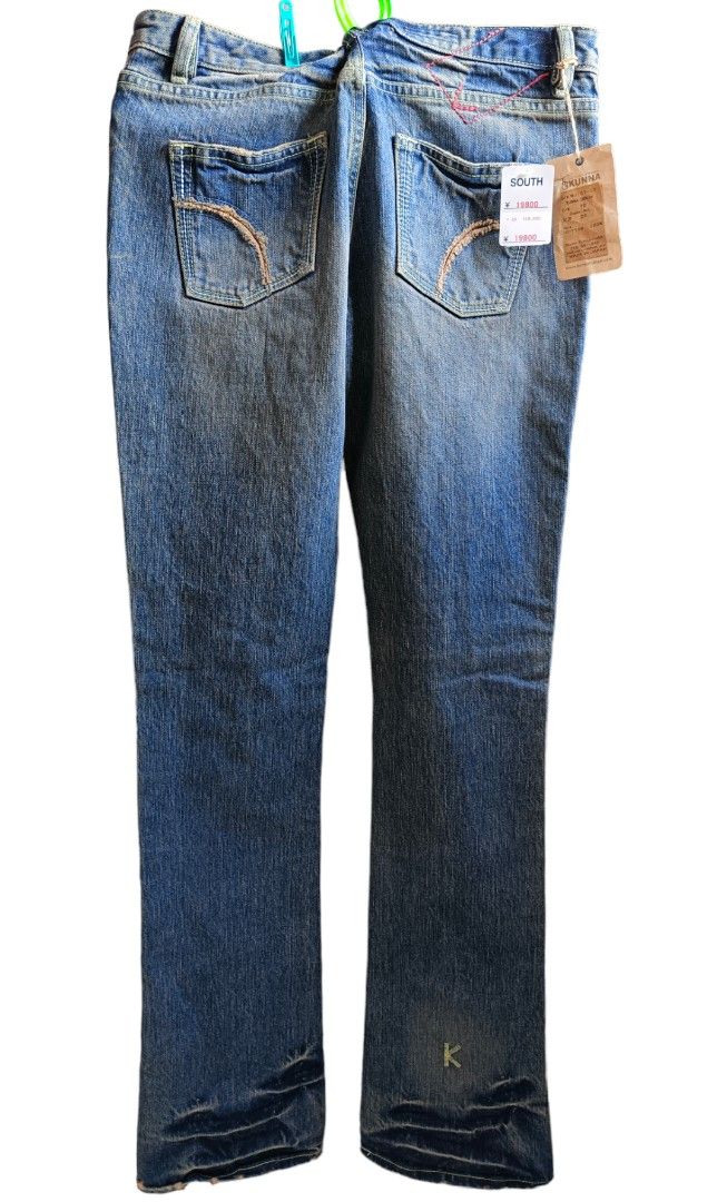 Y2k Kunna Jeans Japan (Category: Jeans) located in Taguig. Submitted by dthrift9 (Listing ID 1281509283, Image 2). Description: NO ISSUE SIZE 26 on tag.