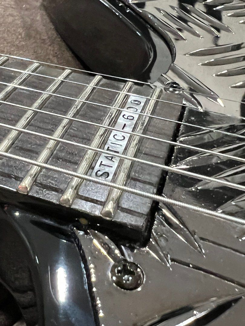 Esp ltd wayne shop static 600