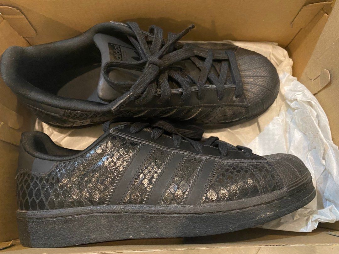 Superstar snakeskin sales