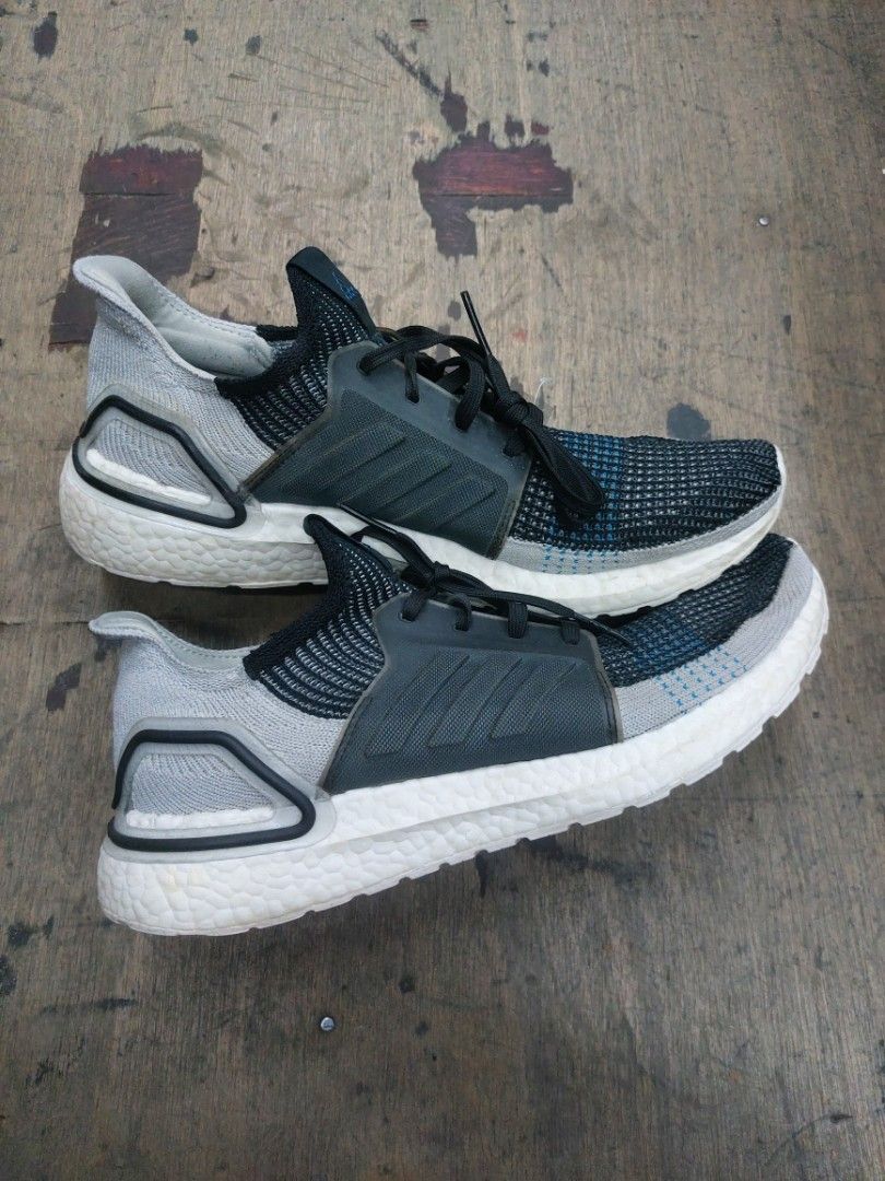 Adidas ultra boost core black/grey six/shock cyan deals