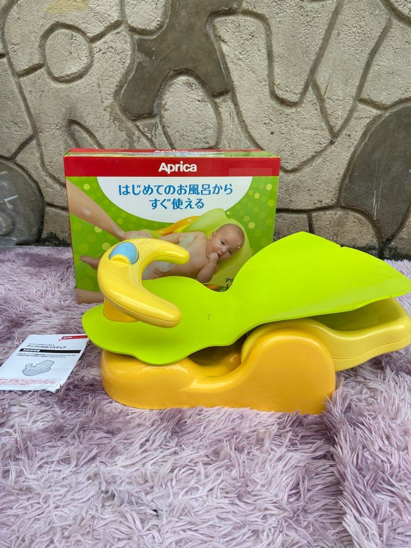 Aprica Bath Chair (Category: Bathtub & Bath Accessories) located in Manila. Submitted by avalanchesonlineshopmainacount (Listing ID 1281626456, Image 2). Description: Demo unit Pullout .