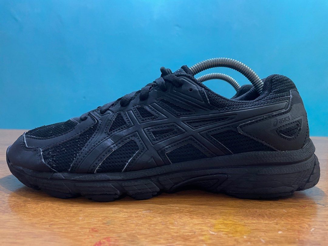 Asics 7.5 deals