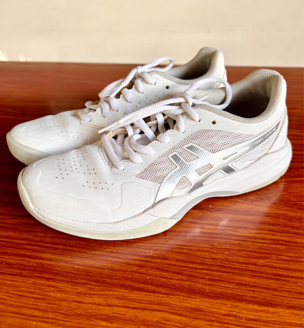 Asics womens deals size 7