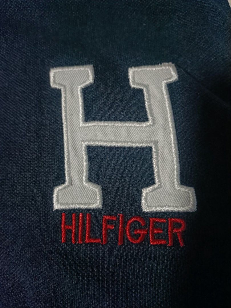 Authentic Tommy Hilfiger navy blue polo tee shirt tshirt top 1985 white red words font logo design