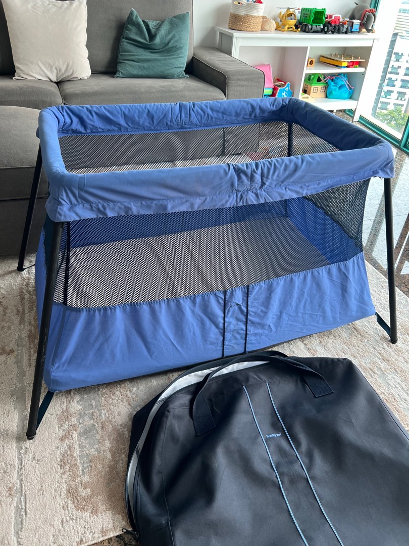 Baby bjorn outlet travel crib canada