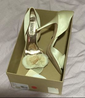 Badgley discount mischka maury
