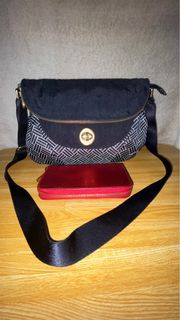 (Category: ) located in . Submitted by DreamHighPreloved (Listing ID 1281795389, Image 1). Description: .