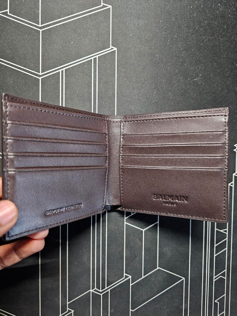Burberry store wallet paris