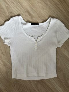 brandy melville mayson top never worn - Depop