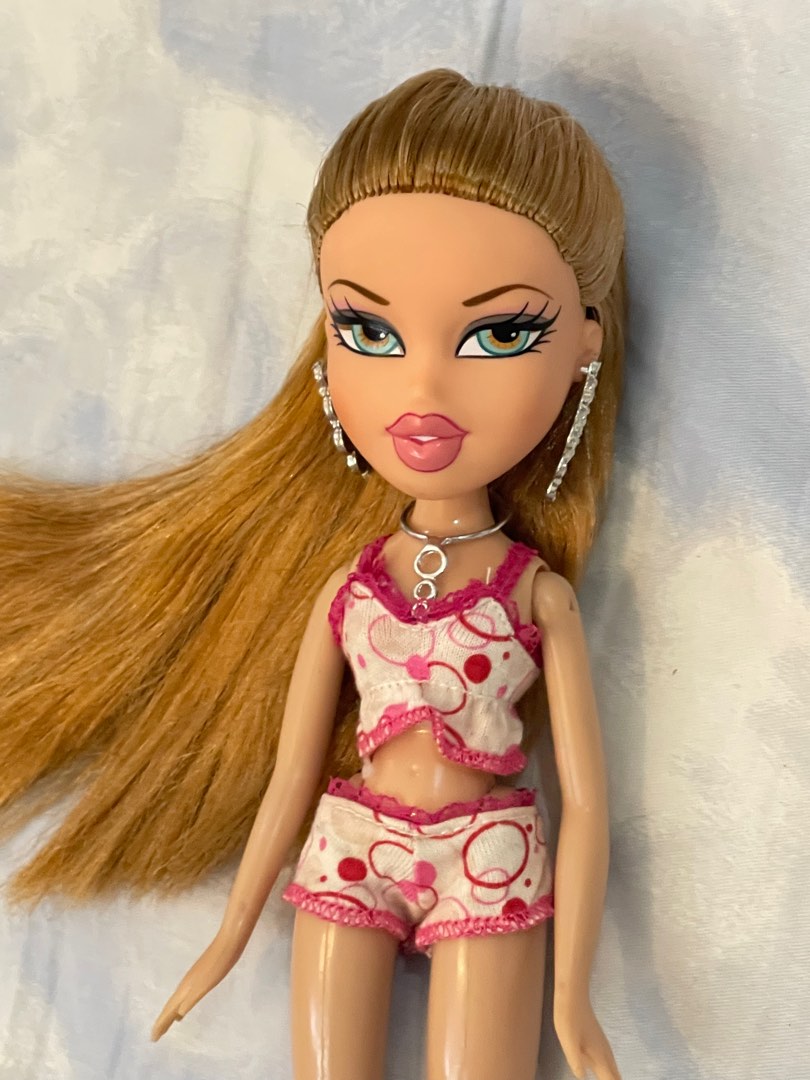 Bratz Midnight Dance & Bratz Ooh la la dolls, I´m so happy …