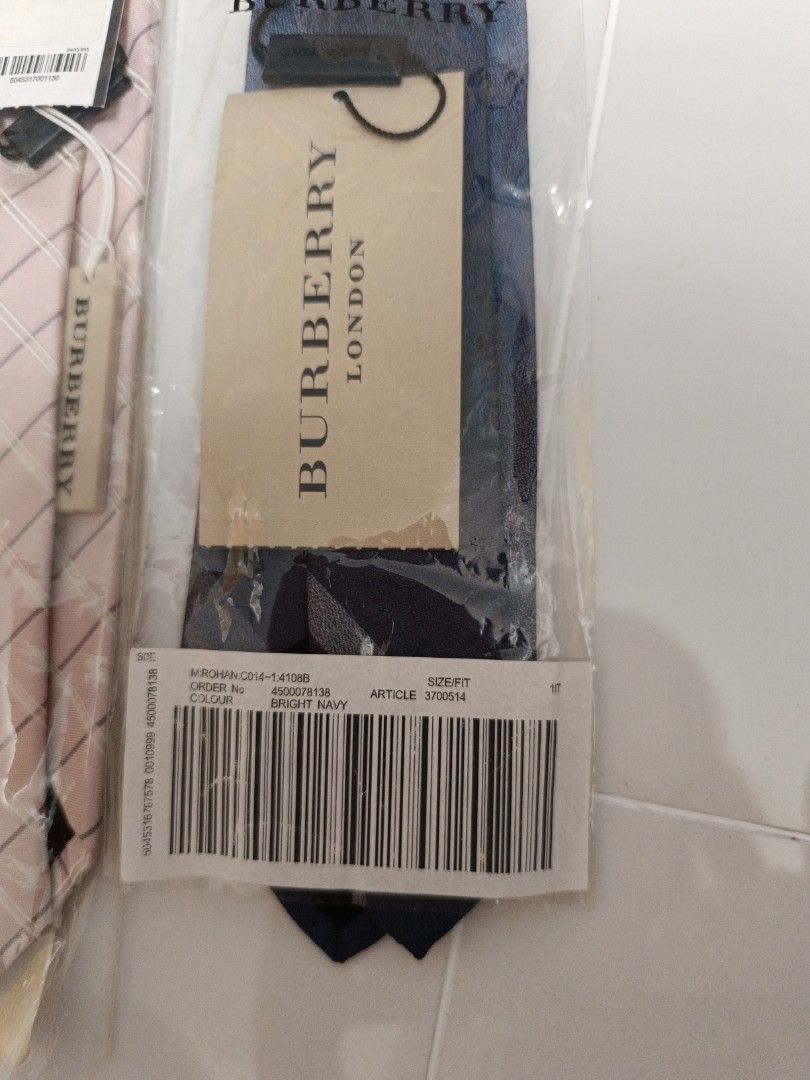 Burberry top price tag