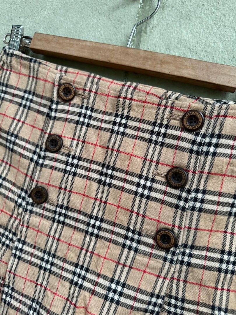 Burberry skirt tight store