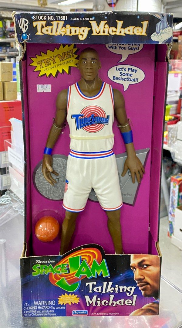 C1419-81 PLAYMATES 17681 SPACE JAM TALKING MICHAEL JORDAN WARNER
