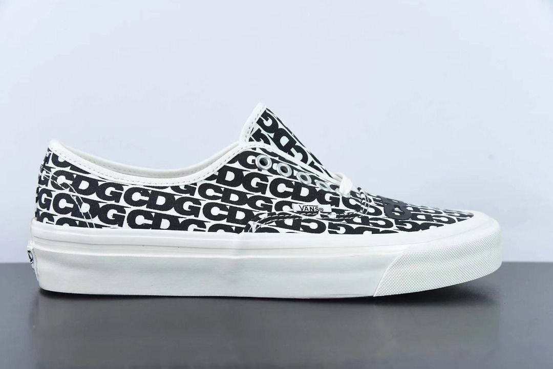 Cdg authentic vans hot sale