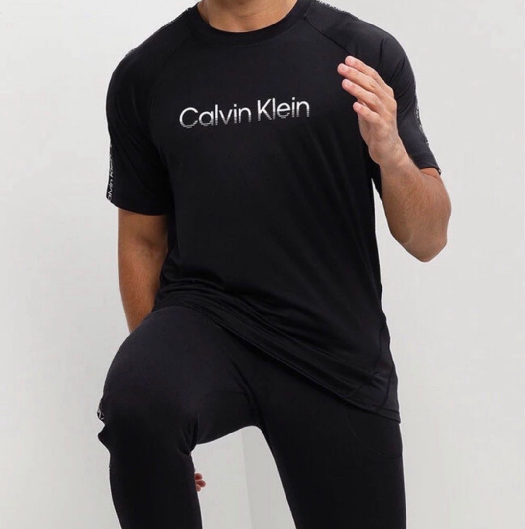 Ck activewear top