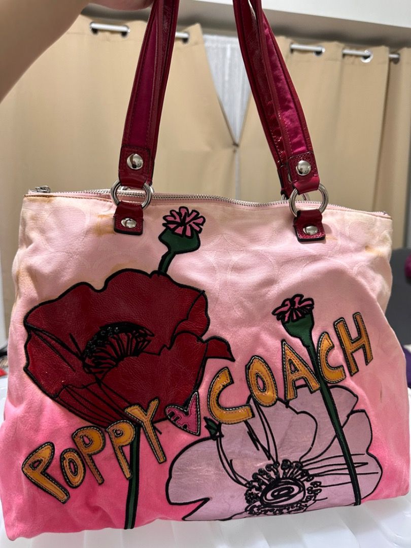 Coach x Poppy Canvas Shoulder Bag (Category: Luxury Bags & Wallets) located in Pasig City. Submitted by ai.md (Listing ID 1281747862, Image 1). Description: Coach x Poppy Shoulder Bag • authentic, with stains from storage, ikaw na po bahala magpa spa Reminders: 💎 Guaranteed AUTHENTIC 🛍 No S H O P E E Check Out 💸 BDO/BPI/GoTyme/GCash ONLY (Can also do Cash on Pick Up option via LBC) ❤️‍🩹 No Return, No Exchange, No Refund ‼️ All sales are final